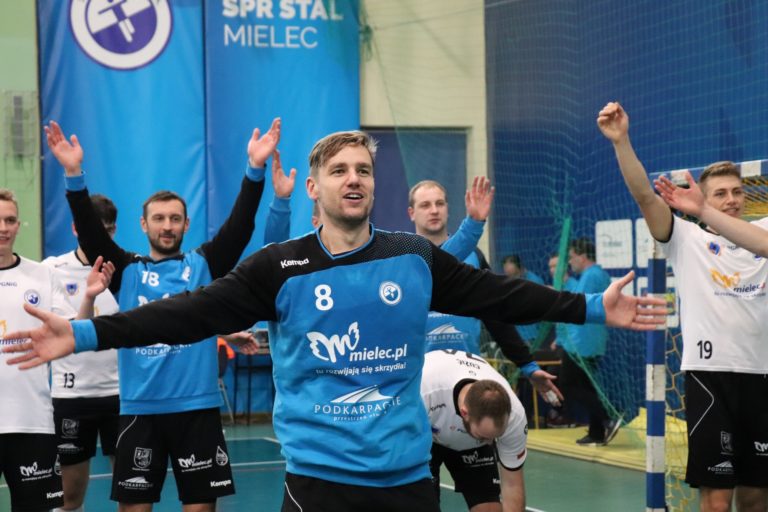 Tomasz Mochocki ponownie w siódemce kolejki!