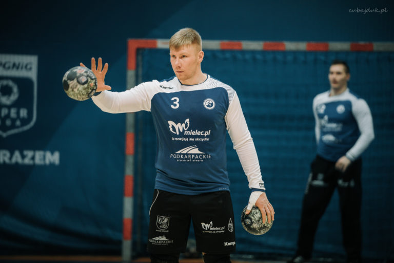 Piotr Krępa w siódemce kolejki!