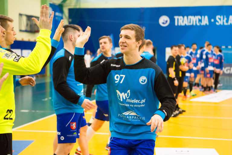 Jakub Ćwięka w siódemce kolejki!