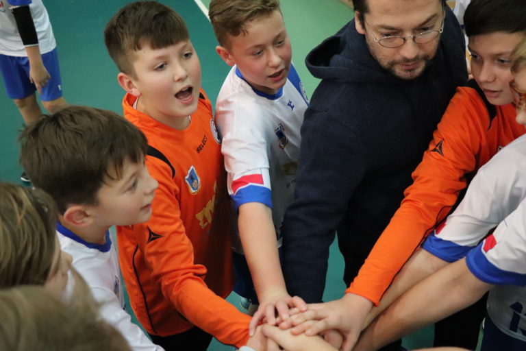 Młodzicy Młodsi z trzecim miejscem na turnieju w Bochni!