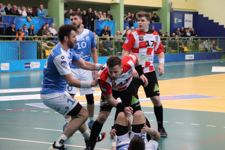 Stal melduje się w 1/8 Pucharu Polski!
