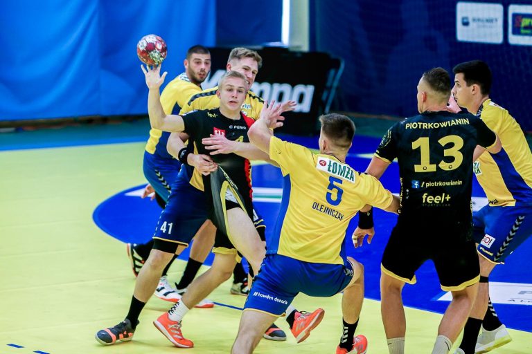 Memoriał: Mecz Łomża VIVE Kielce – Piotrkowianin na zdjęciach (galeria)