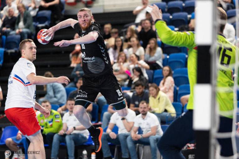 Zdjęcia z meczu KS Azoty Puławy – Handball Stal Mielec [FOTO]