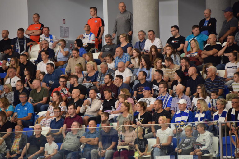 Kibice na meczu Handball Stal Mielec – Jurand Ciechanów [GALERIA]