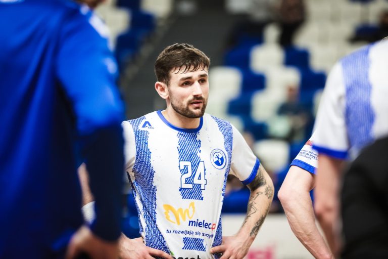 Zdjęcia z meczu Handball Stal Mielec – Nielba Wągrowiec [GALERIA]